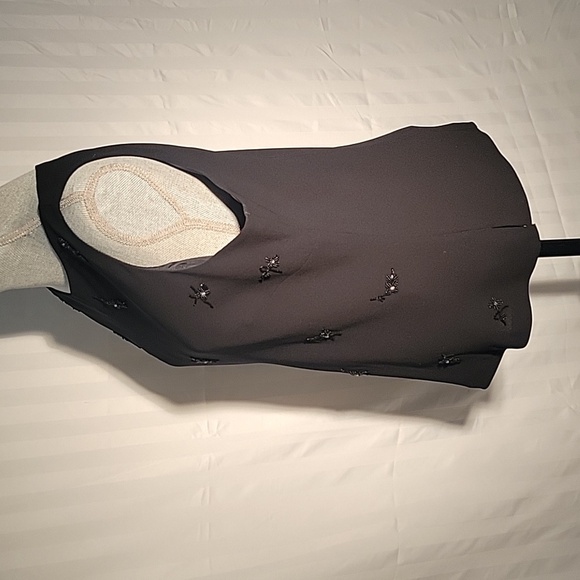 Evan Picone Black Sleevless Dress Top With Beaded Flowers, Size: 16 - Picture 3 of 11